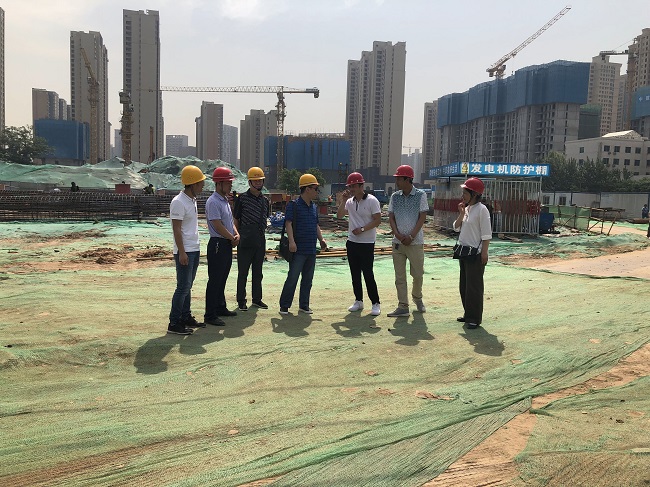 院领导深入工地一线 检查指导安全生产工作